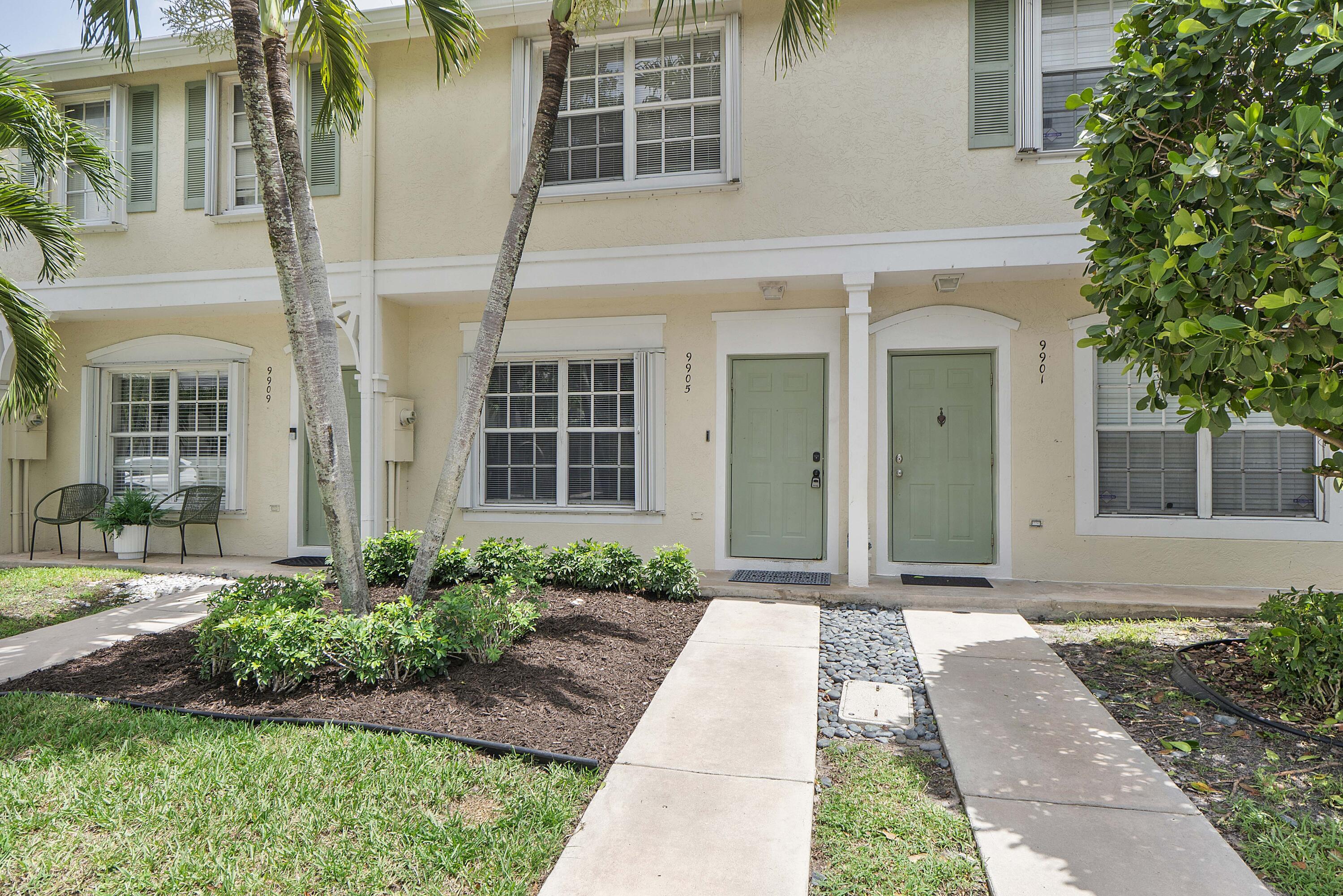 CORAL REEF CLUB - Residential