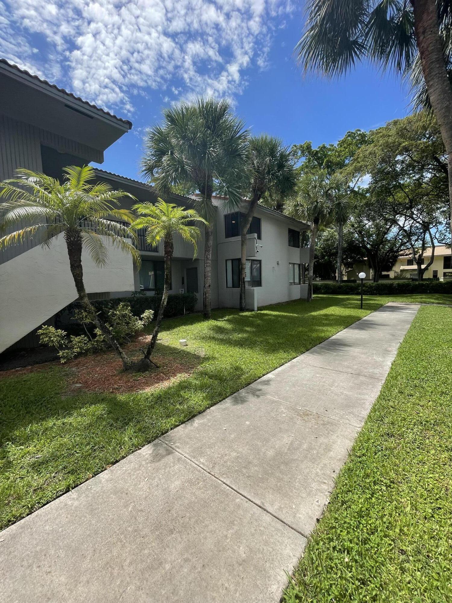 RIVERS EDGE AT OAKWOOD - Residential