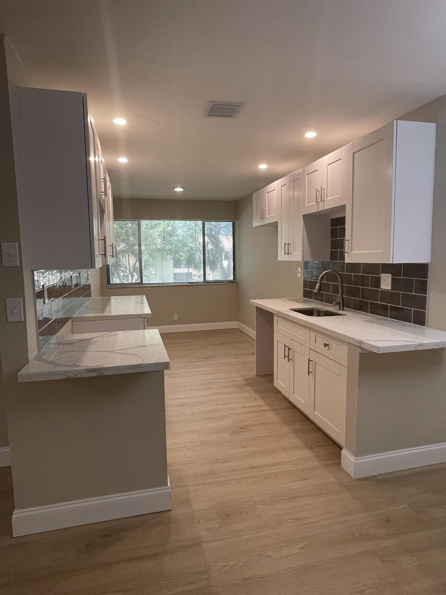 RIVERS EDGE AT OAKWOOD - Residential