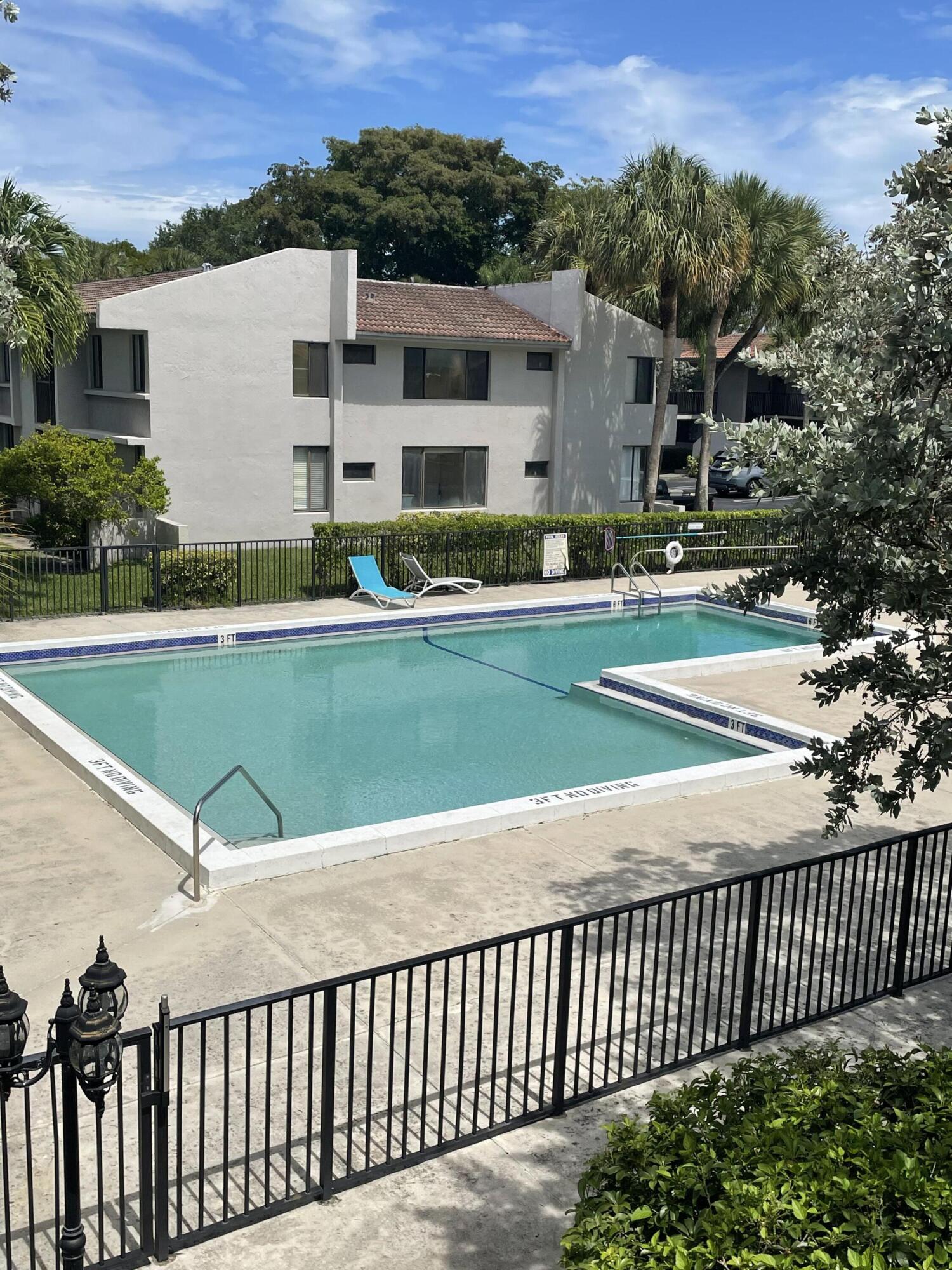 RIVERS EDGE AT OAKWOOD - Residential