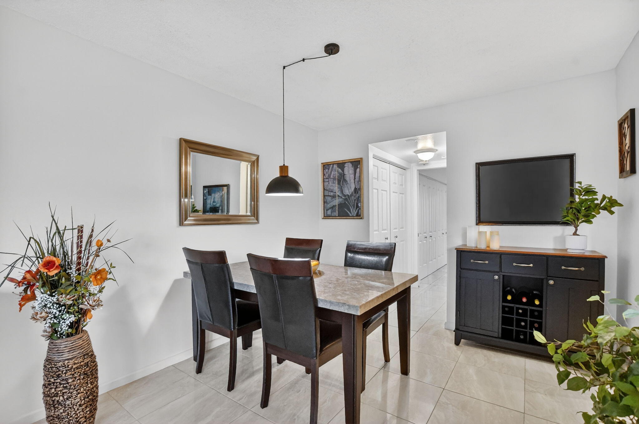 TILFORD U CONDO - Residential