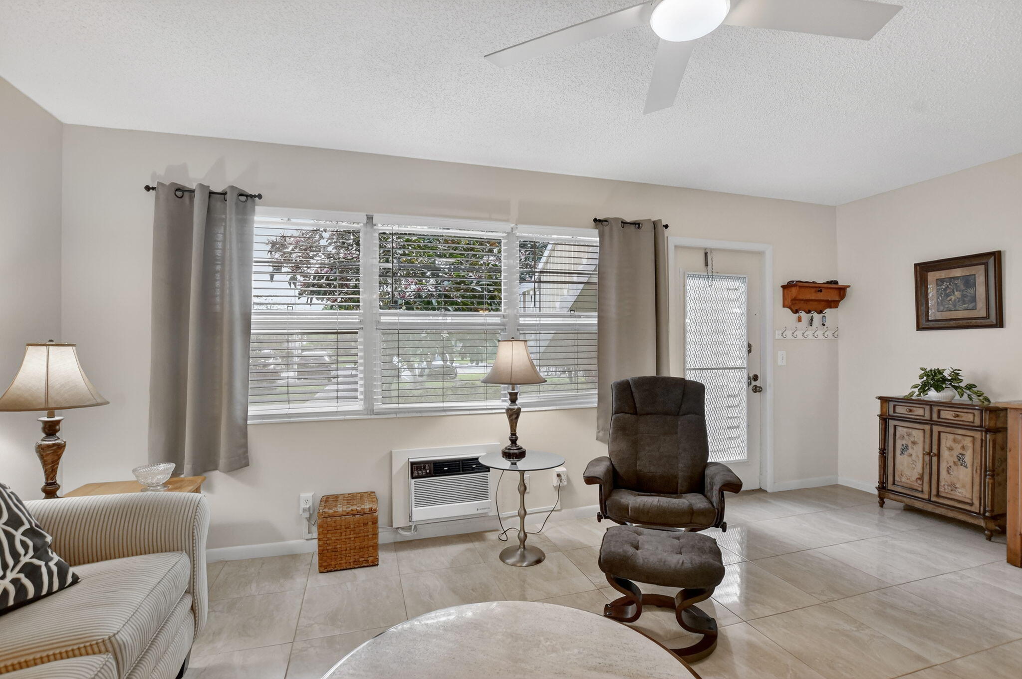 TILFORD U CONDO - Residential