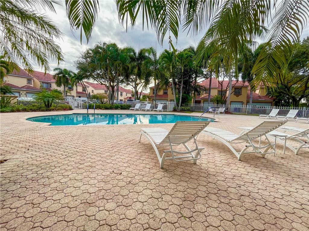 CORAL PALM VILLAGE - Residential