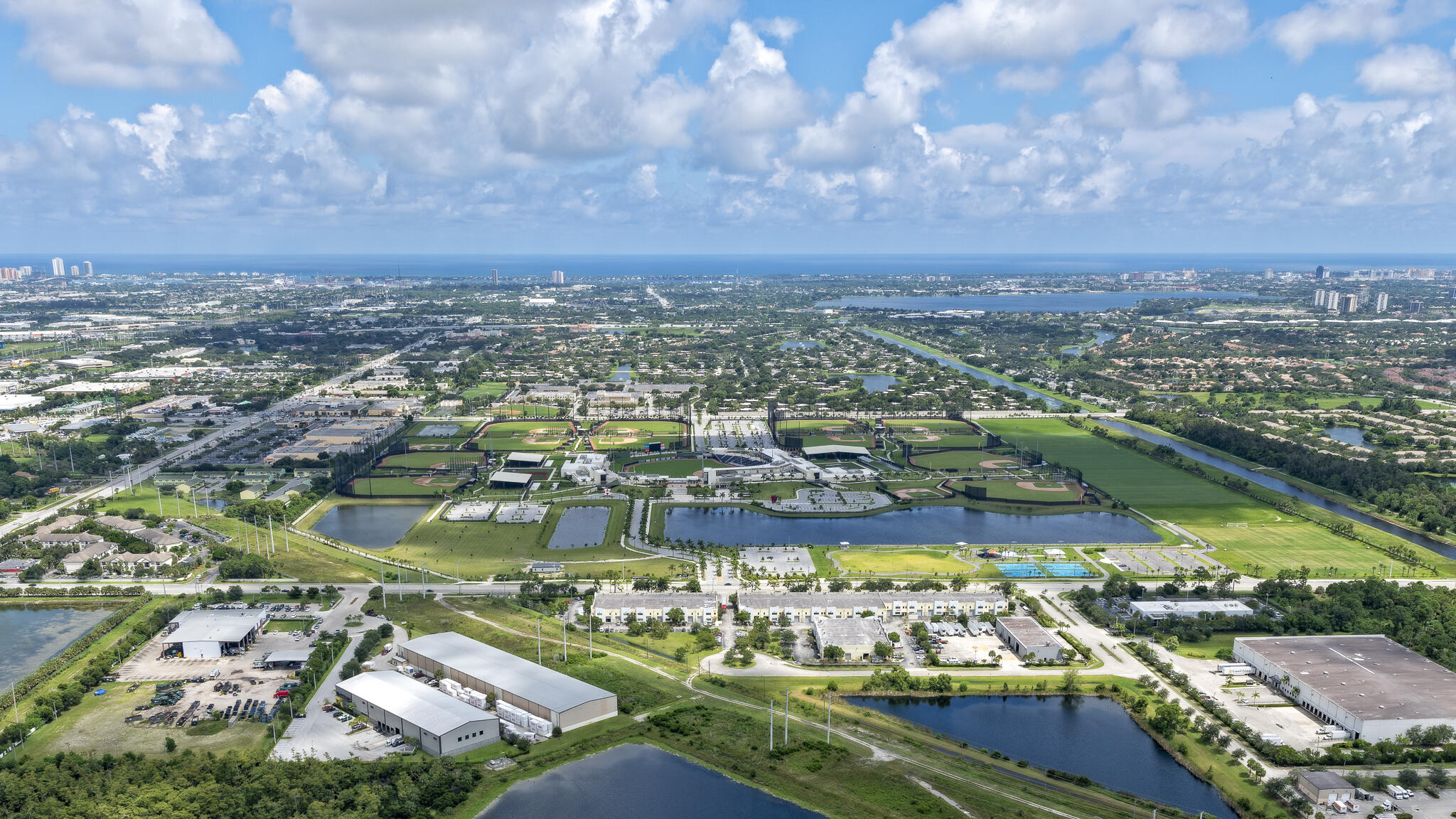 SANDPIPER COND APTS LTS 188 TO 193 PALM BEACH LAKE - Residential