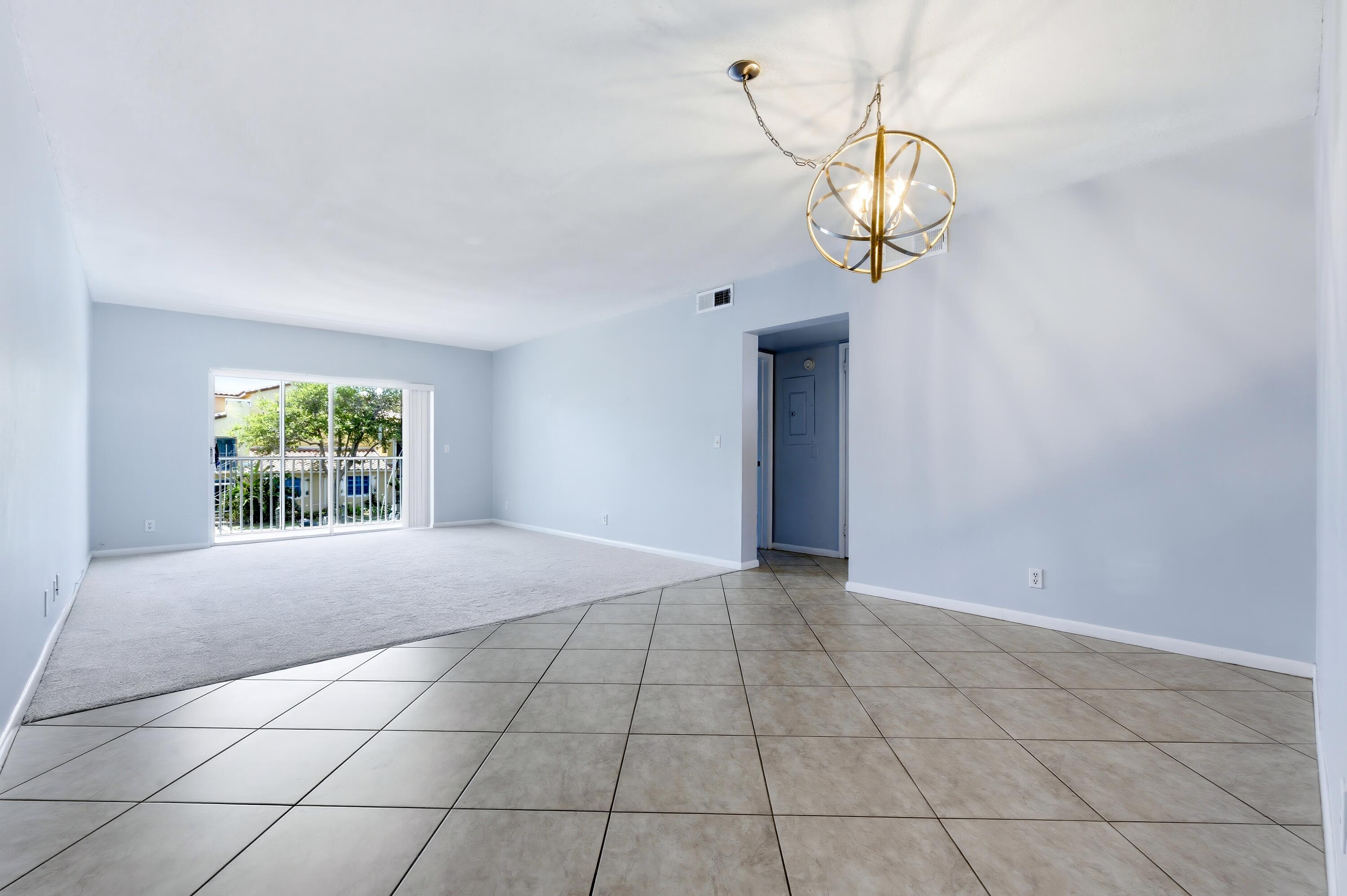SANDPIPER COND APTS LTS 188 TO 193 PALM BEACH LAKE - Residential