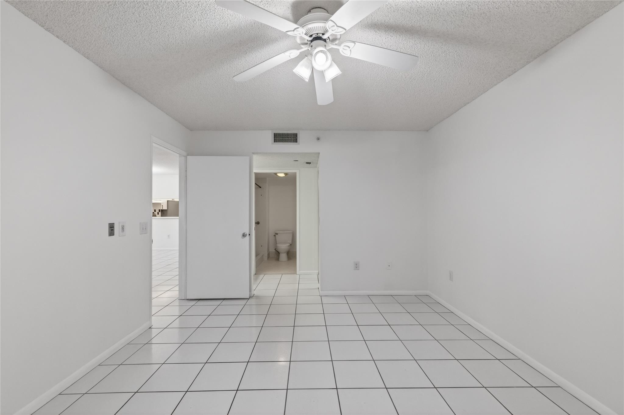 Suffolk @ Century Village - Residential