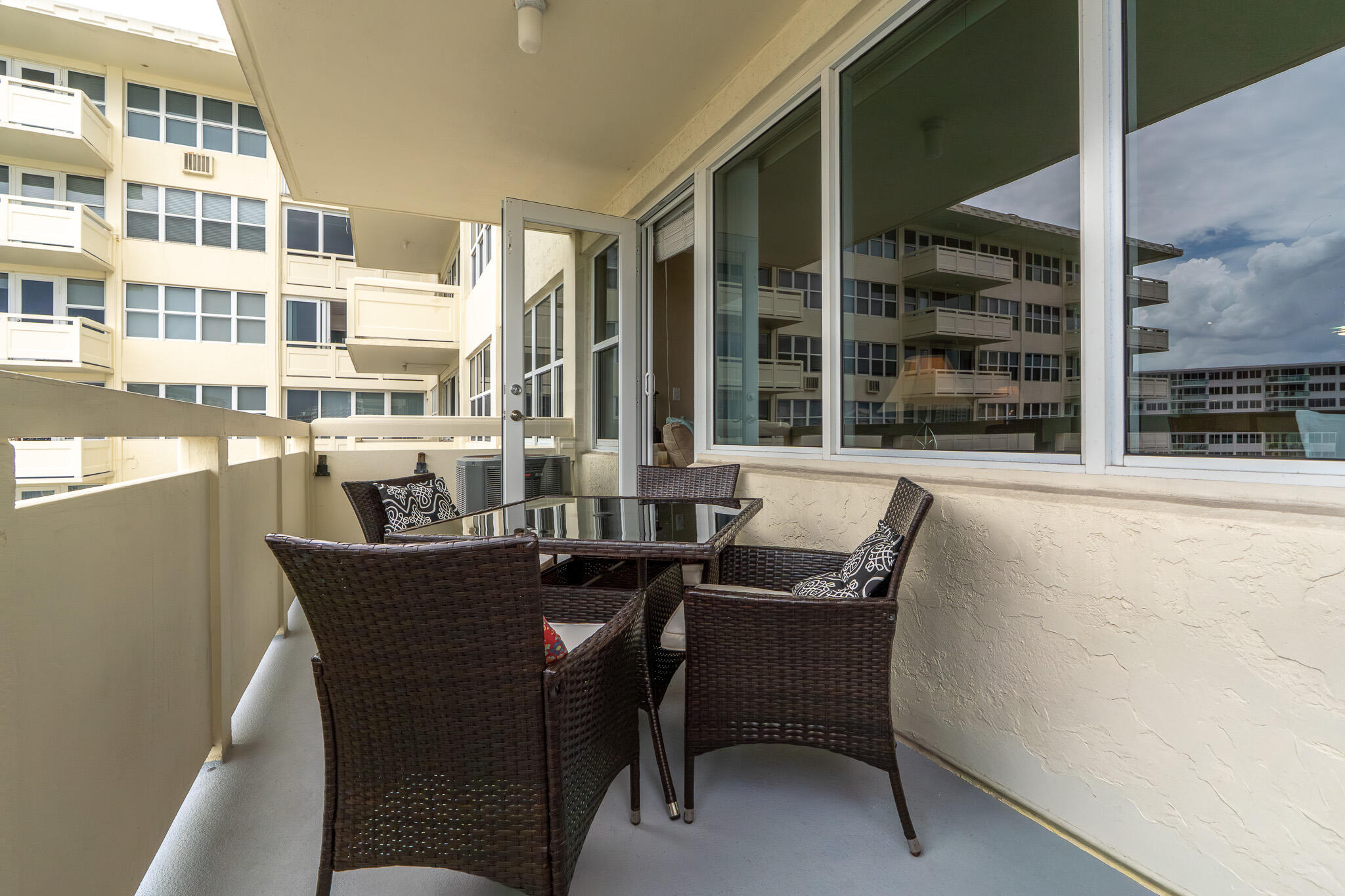 CORAL RIDGE TOWERS NORTH CO-OP - Residential