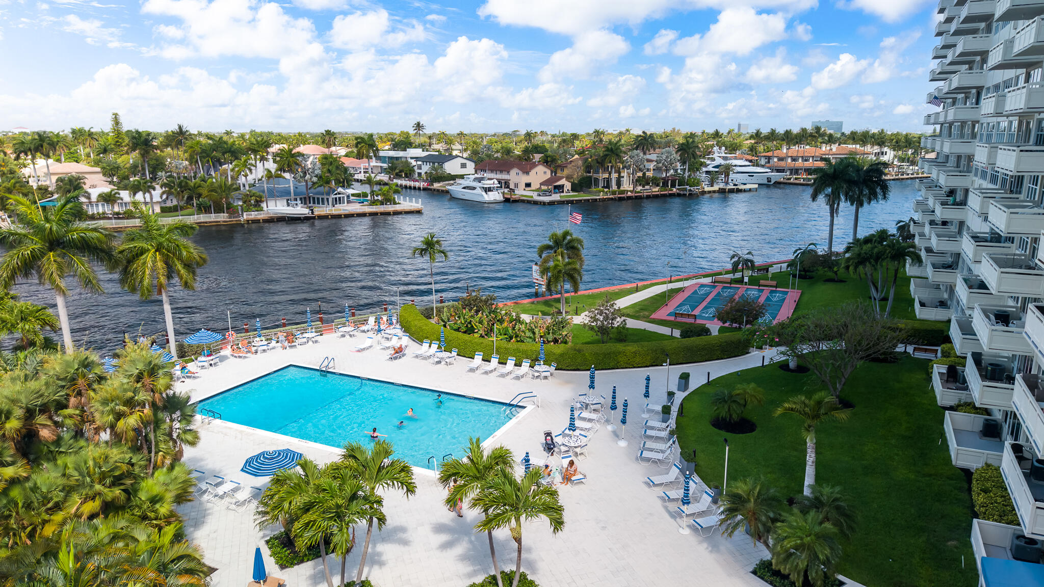 CORAL RIDGE TOWERS NORTH CO-OP - Residential