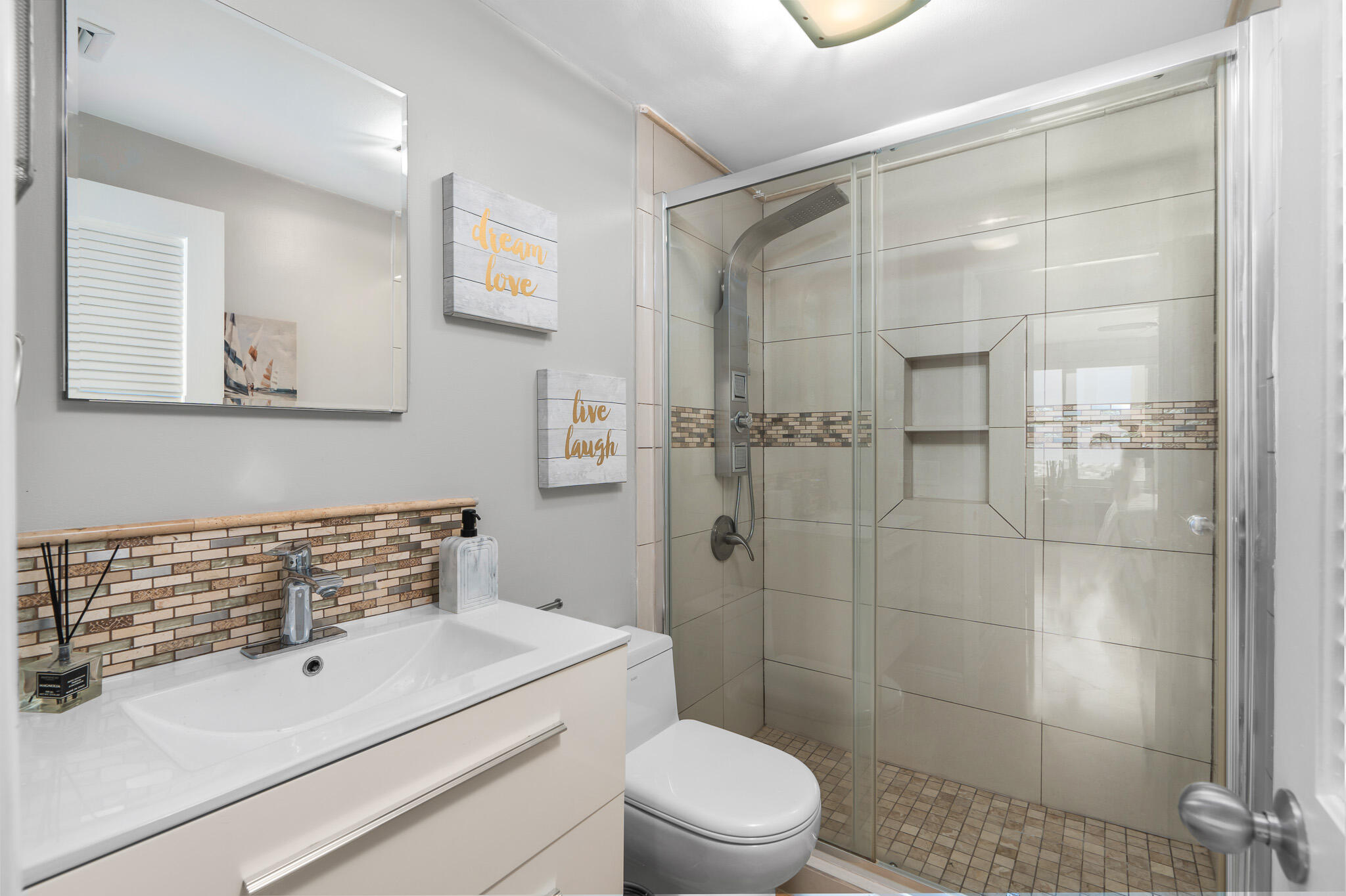 CORAL RIDGE TOWERS NORTH CO-OP - Residential