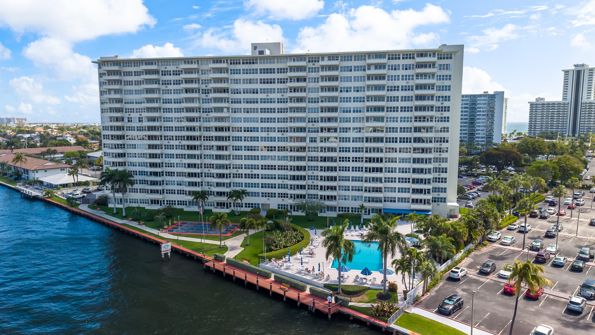 CORAL RIDGE TOWERS NORTH CO-OP - Residential