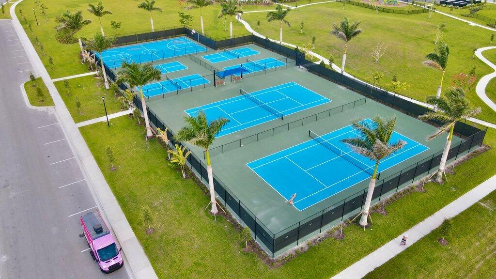 VERANO SOUTH PUD 1 - POD G - PLAT NO. 1 - Residential Lease