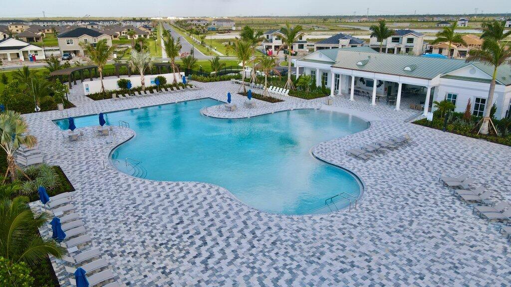 VERANO SOUTH PUD 1 - POD G - PLAT NO. 1 - Residential Lease