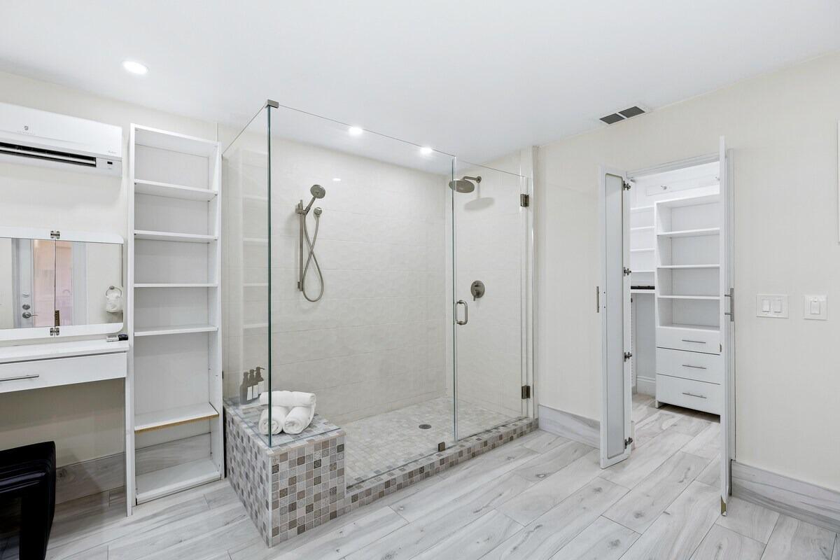 CORAL RIDGE ISLES - Residential