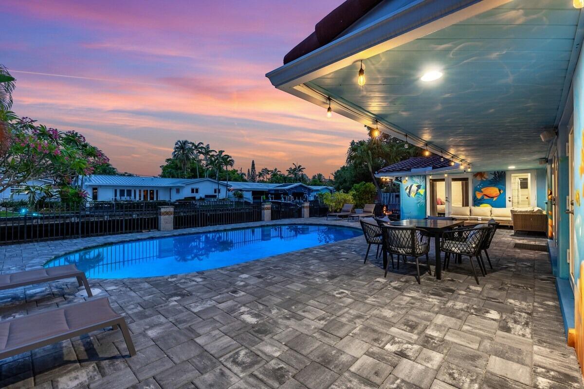 CORAL RIDGE ISLES - Residential