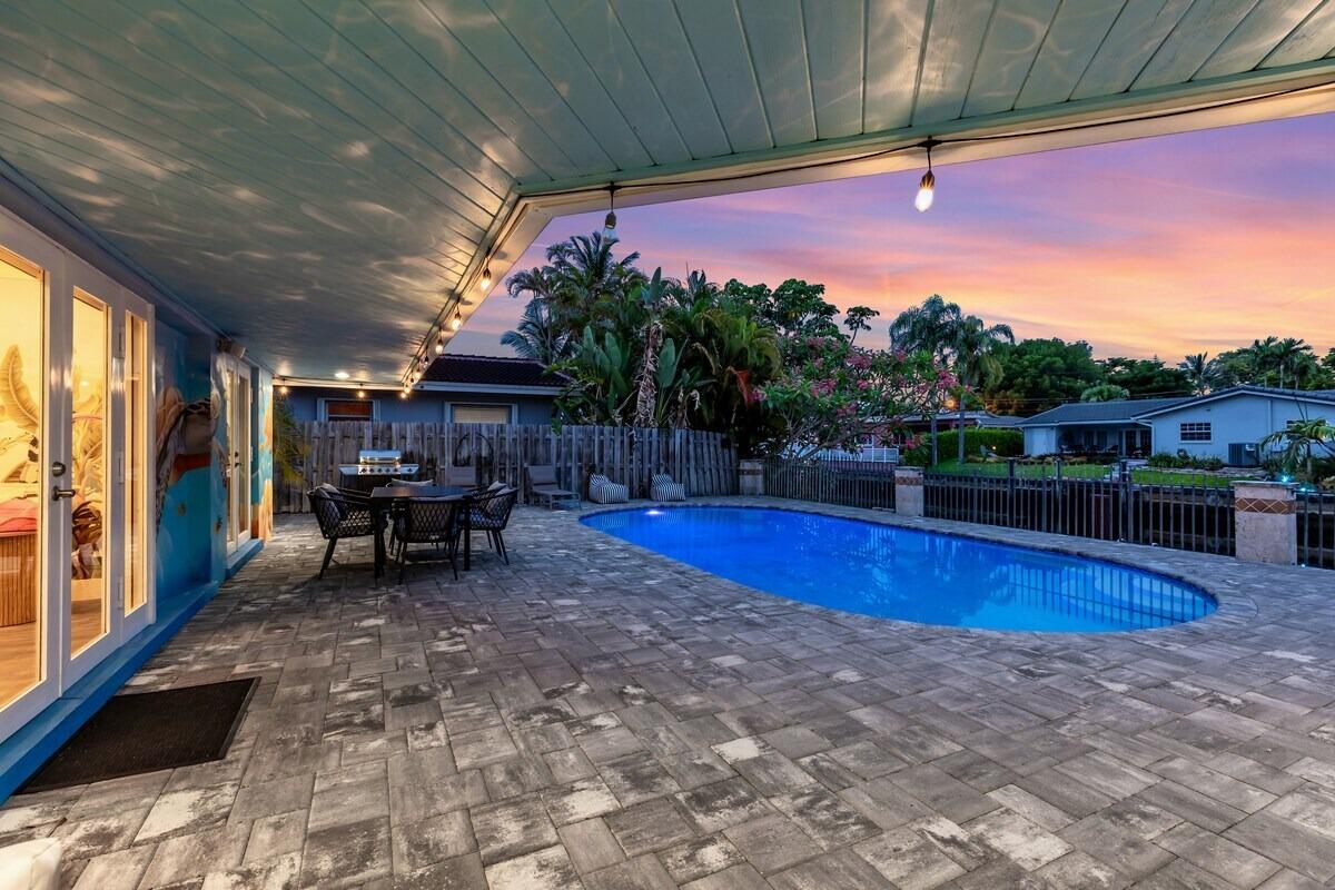 CORAL RIDGE ISLES - Residential