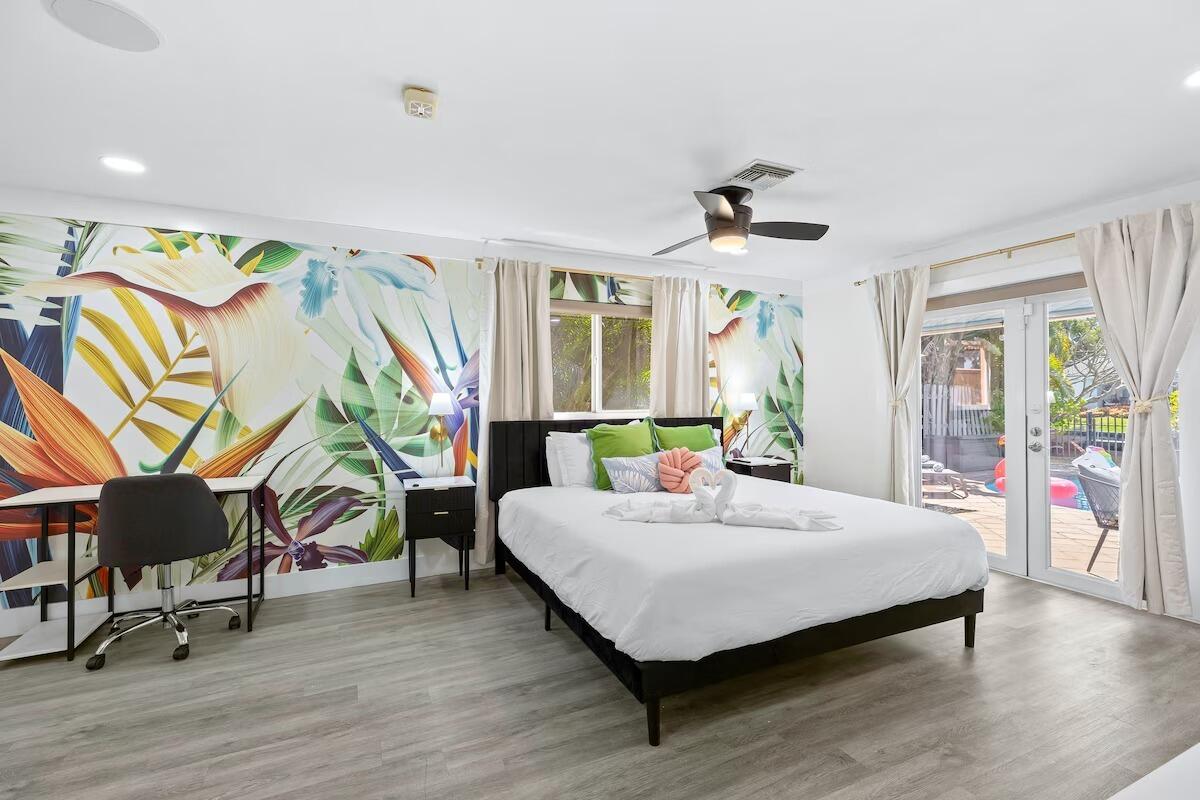 CORAL RIDGE ISLES - Residential