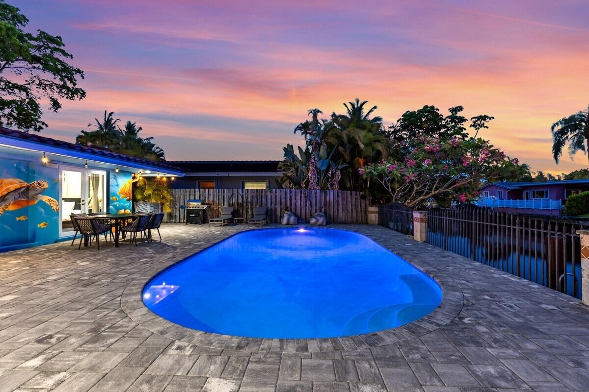 CORAL RIDGE ISLES - Residential