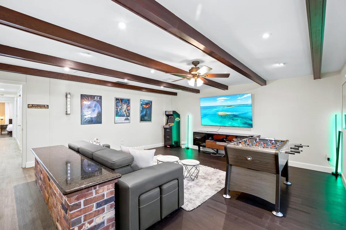 CORAL RIDGE ISLES - Residential