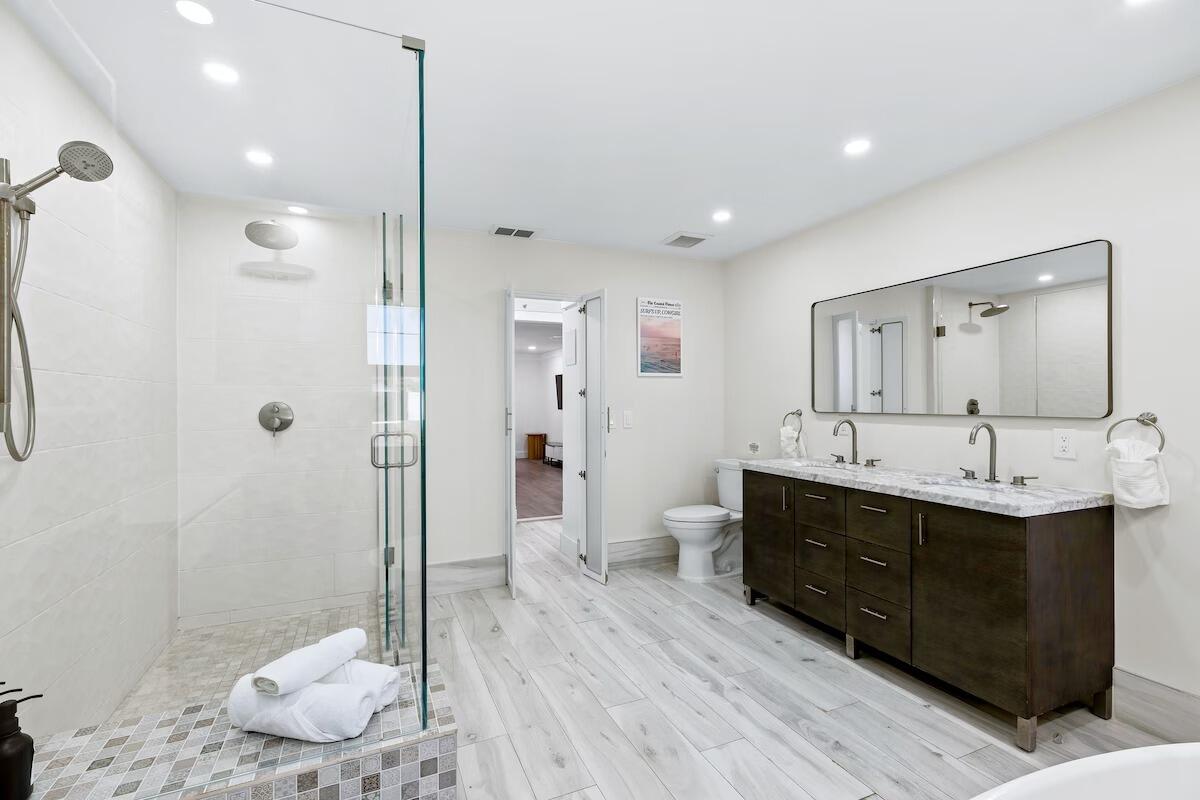 CORAL RIDGE ISLES - Residential