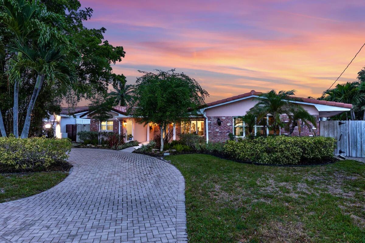 CORAL RIDGE ISLES - Residential