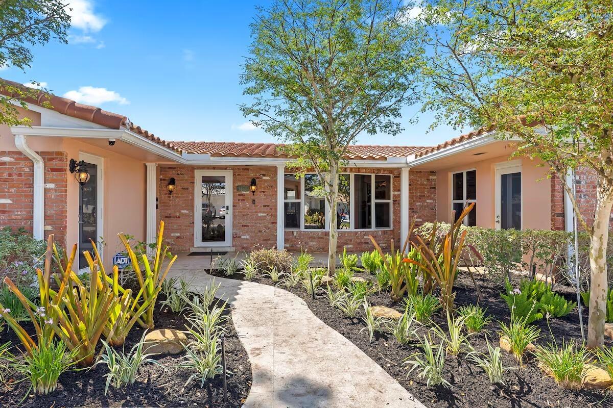 CORAL RIDGE ISLES - Residential