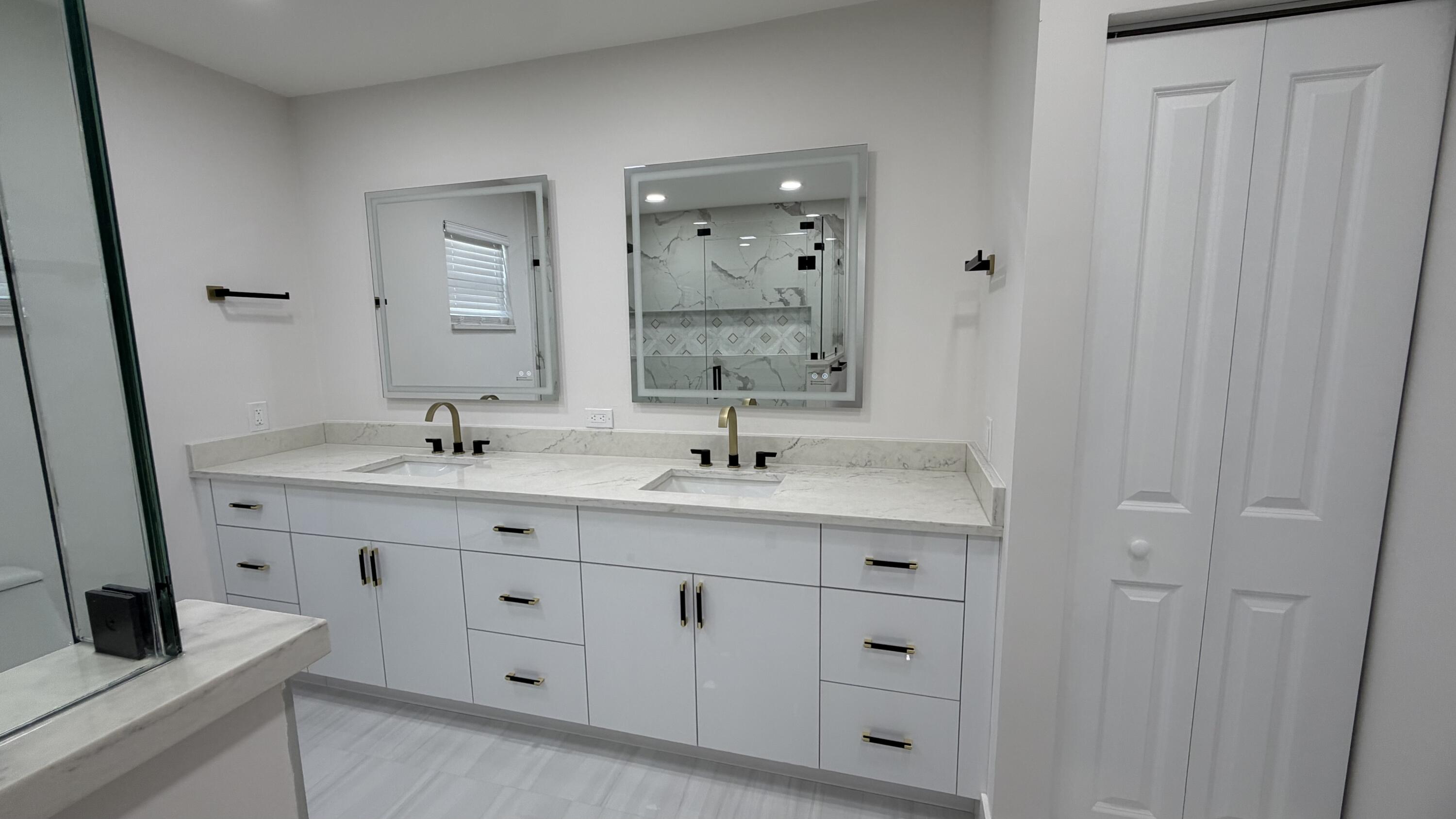 VENETIAN ISLES 3RD SEC - Residential