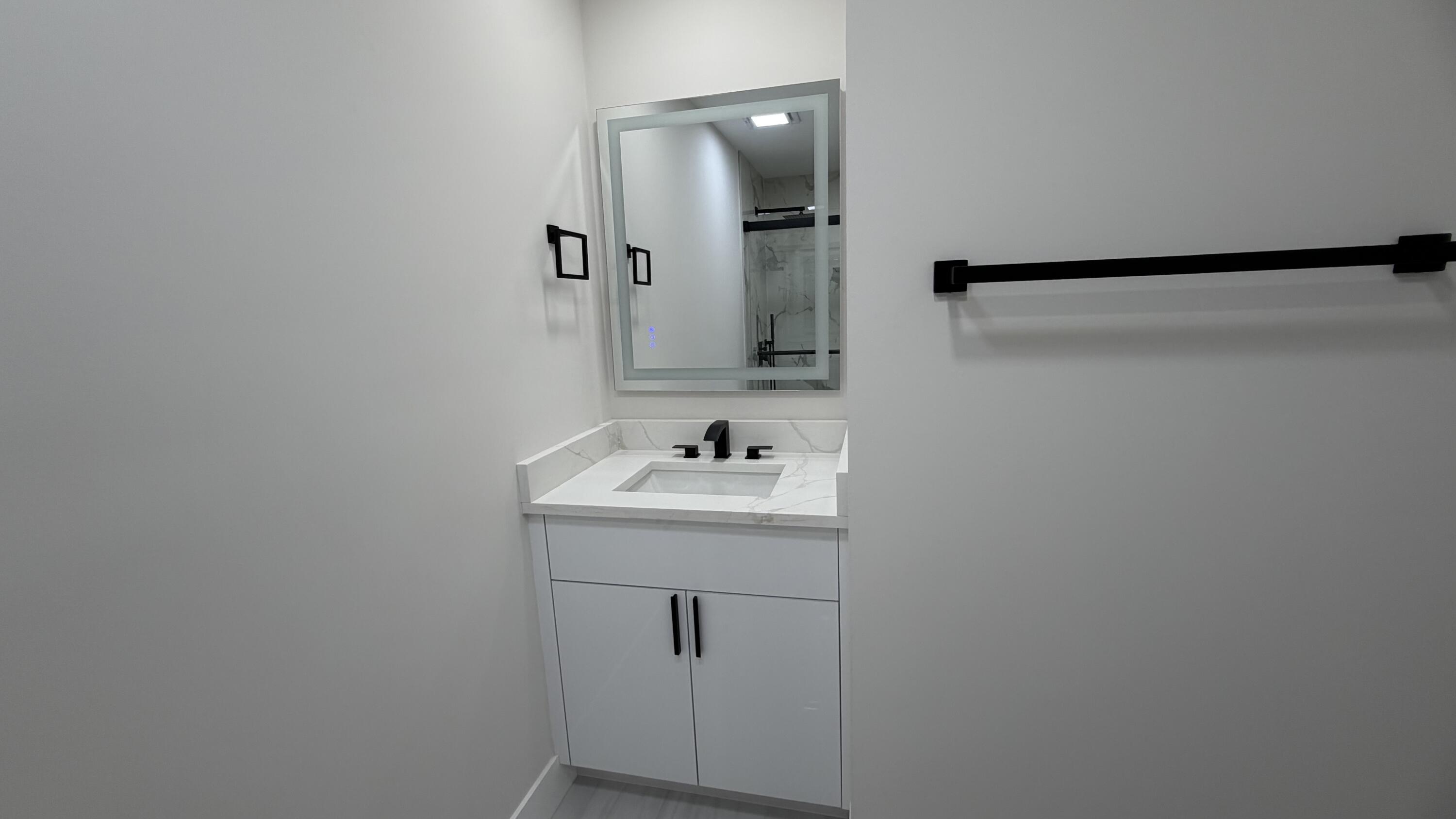 VENETIAN ISLES 3RD SEC - Residential