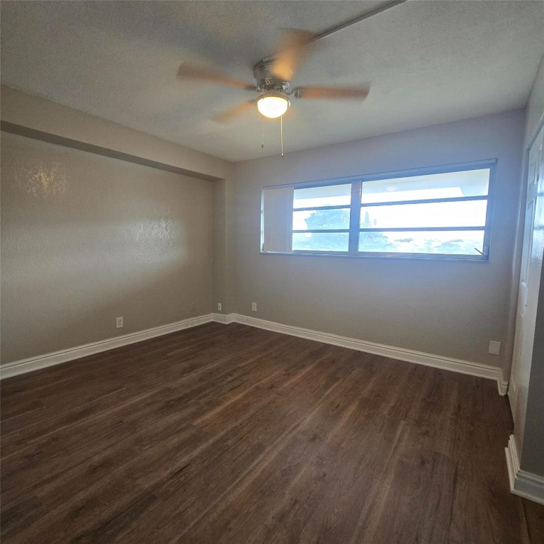 LAKE FOREST CONDO - Residential