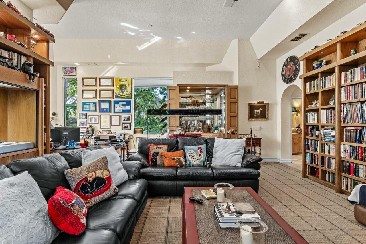 FRENCHMANS CREEK PAR E-3 - Residential