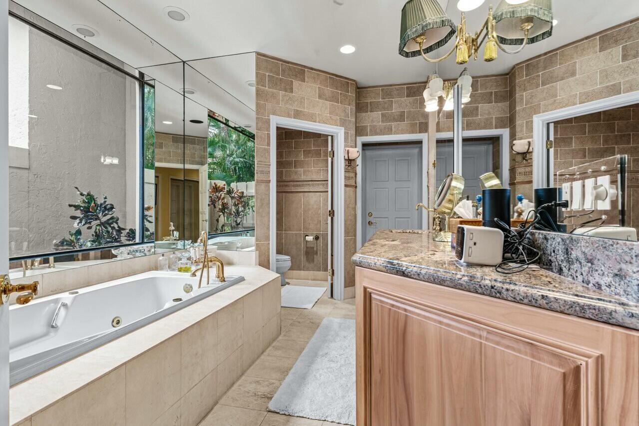 FRENCHMANS CREEK PAR E-3 - Residential