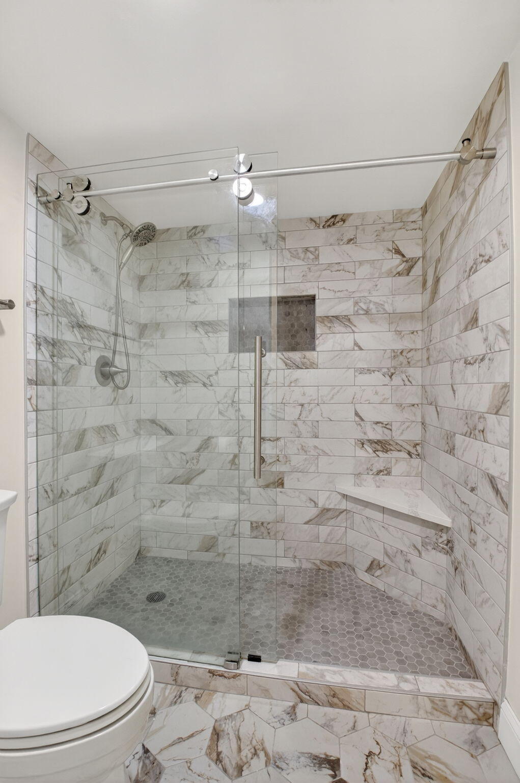BANYAN COURTS CONDO - Residential
