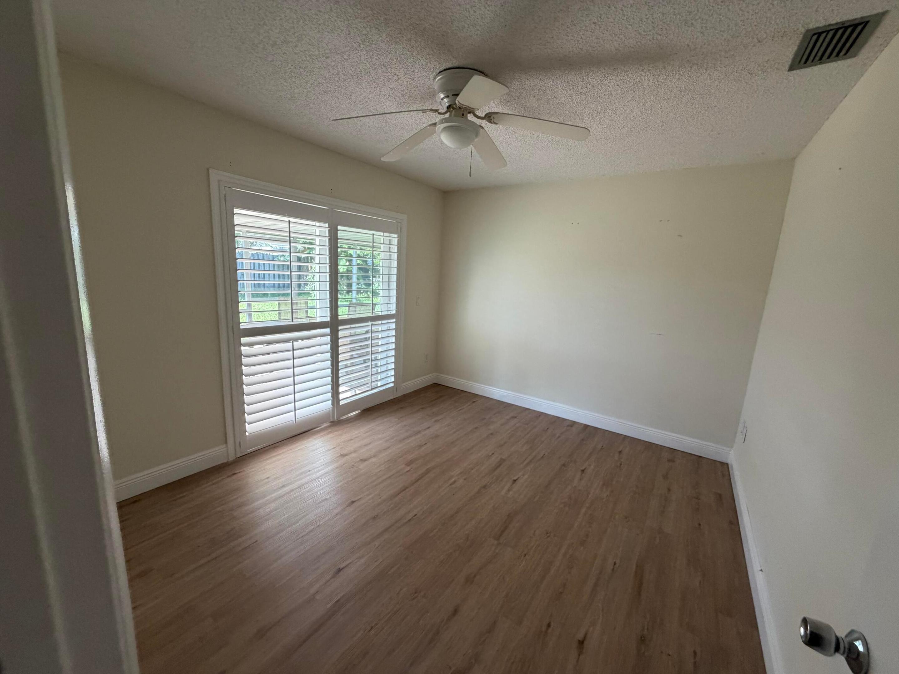 HOLIDAY CITY AT BOCA RATON SEC 4 - Residential Lease