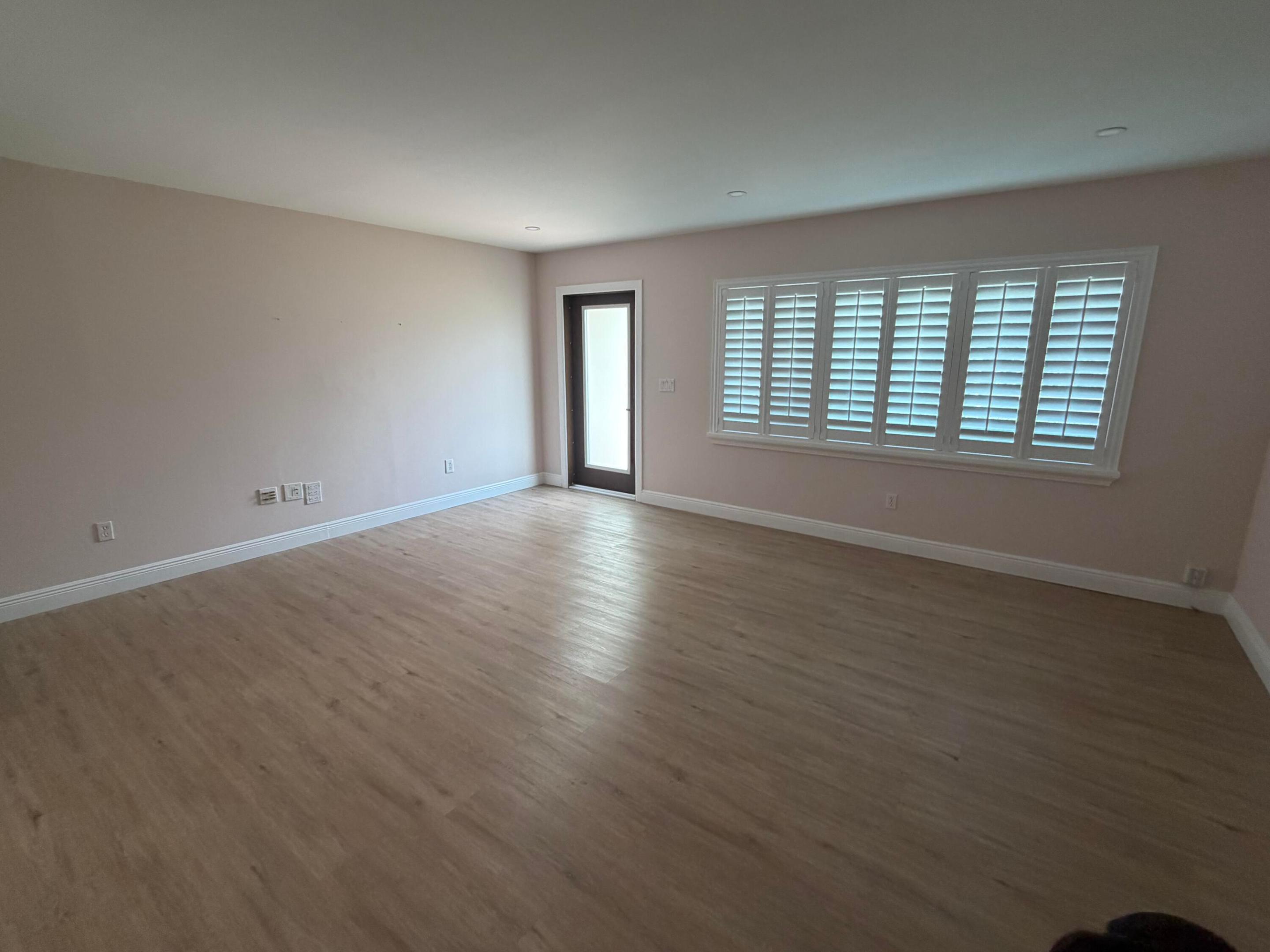 HOLIDAY CITY AT BOCA RATON SEC 4 - Residential Lease