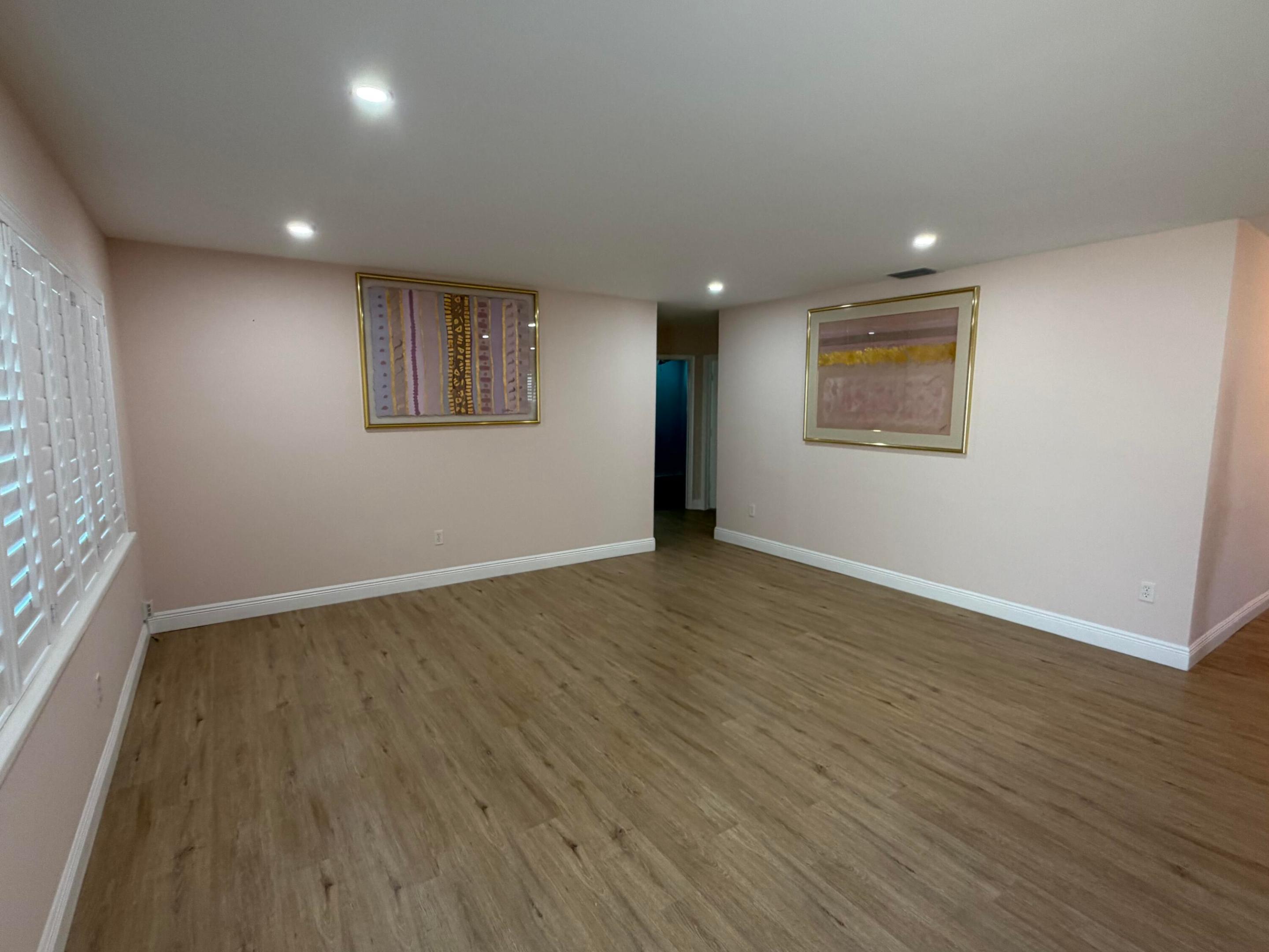 HOLIDAY CITY AT BOCA RATON SEC 4 - Residential Lease