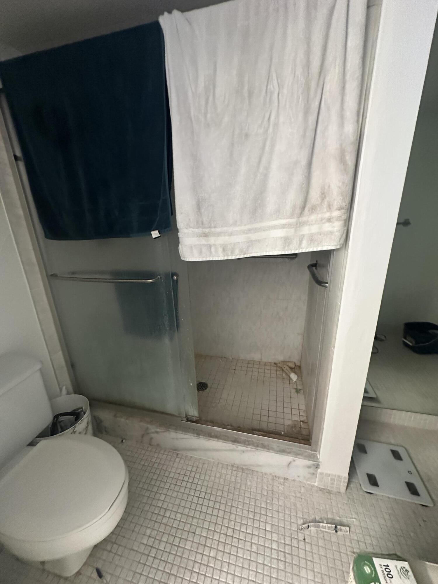 EASTPOINTE CONDO - Residential