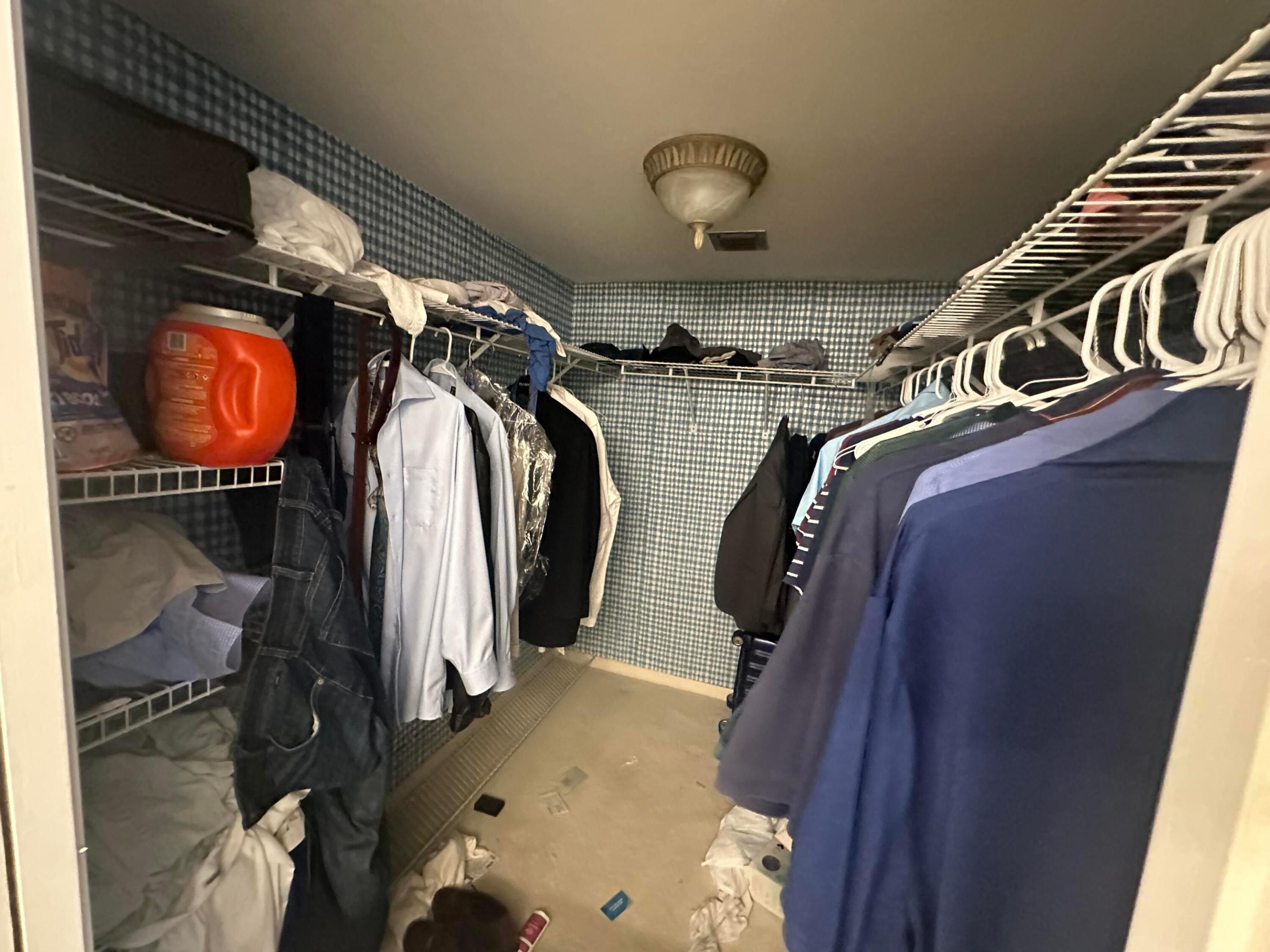 EASTPOINTE CONDO - Residential