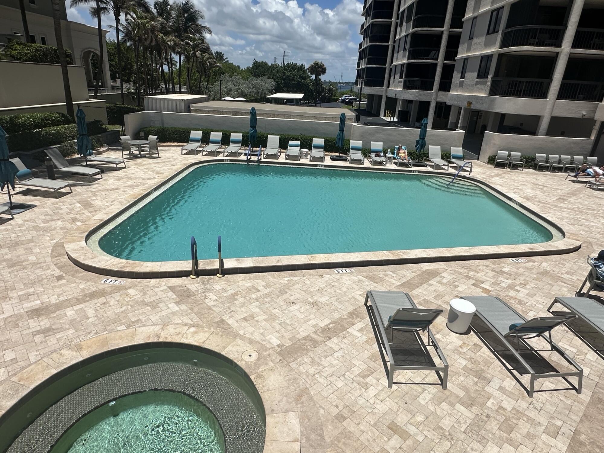 EASTPOINTE CONDO - Residential