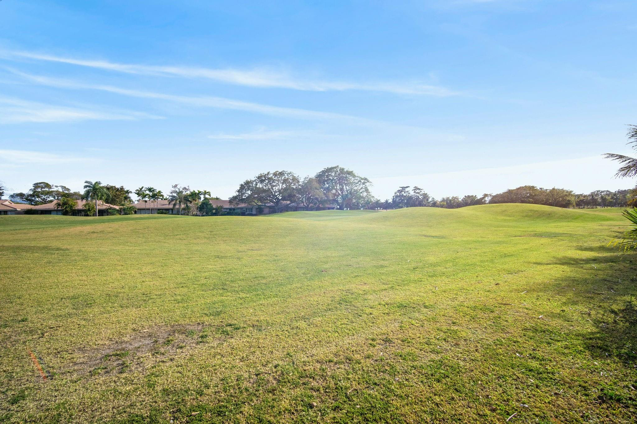 EMERALD HILLS C C APTS CONDO - Residential Lease