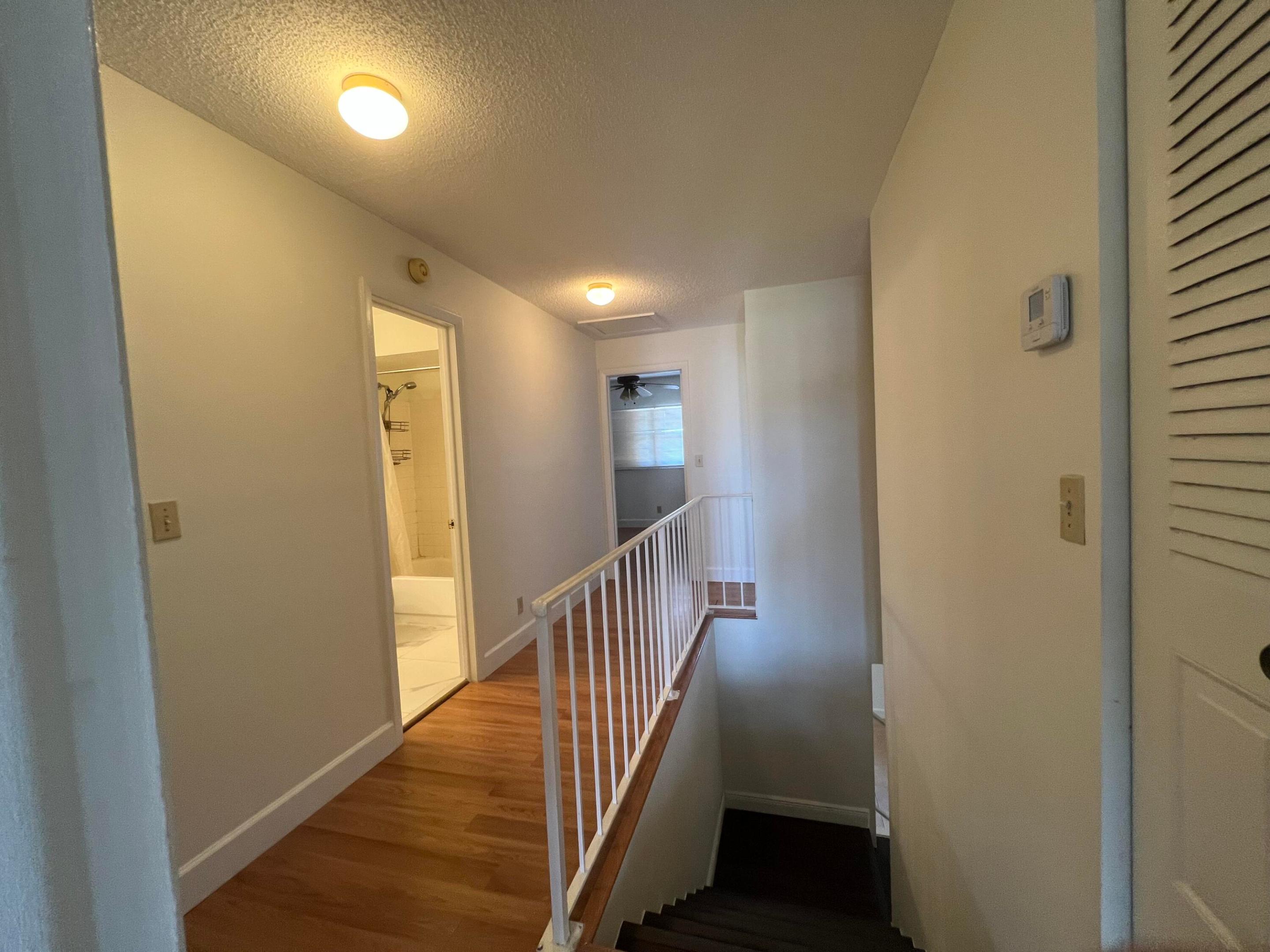 VALENCIA VILLAGE CONDO PHASE I - Residential Lease