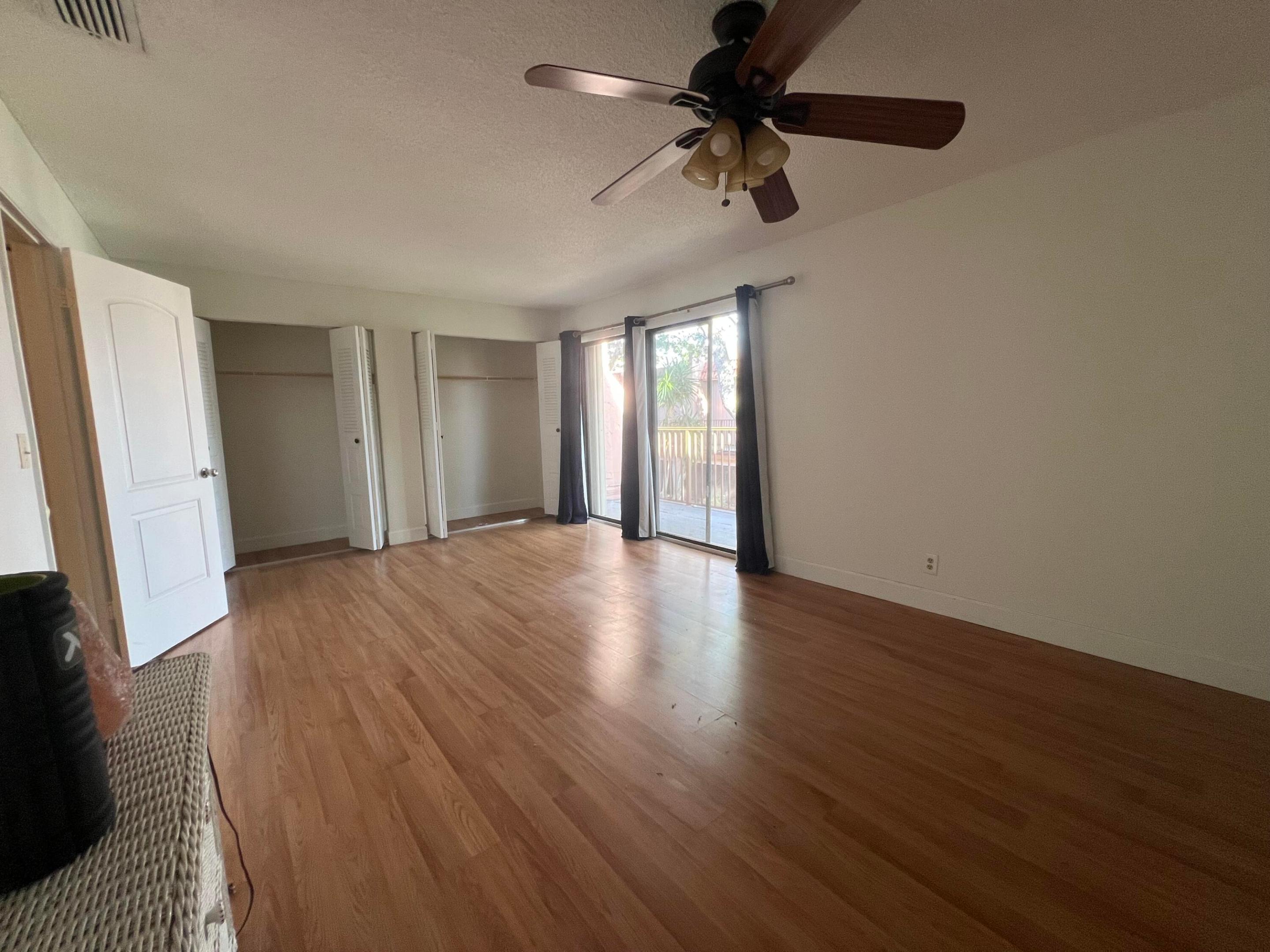 VALENCIA VILLAGE CONDO PHASE I - Residential Lease