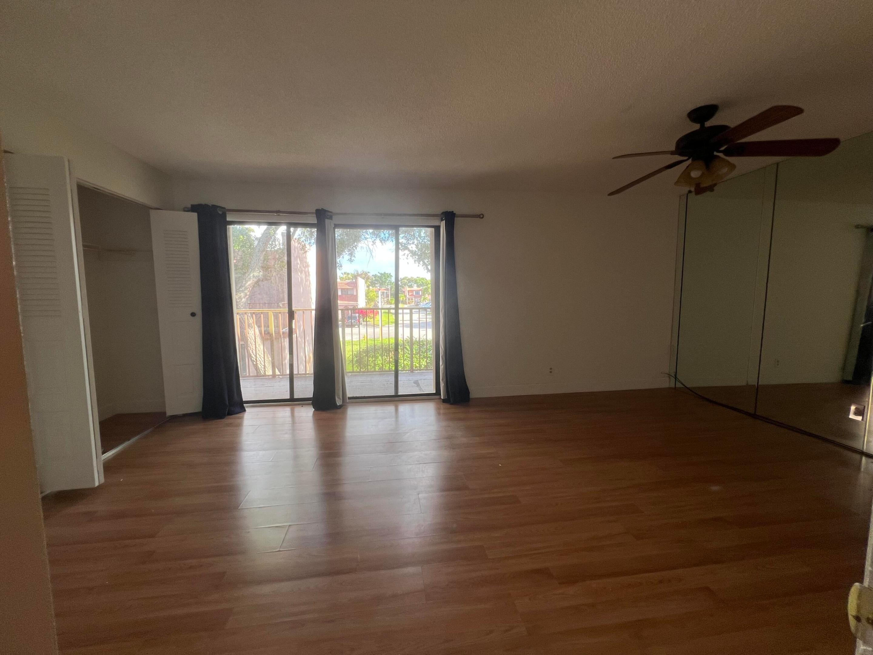 VALENCIA VILLAGE CONDO PHASE I - Residential Lease