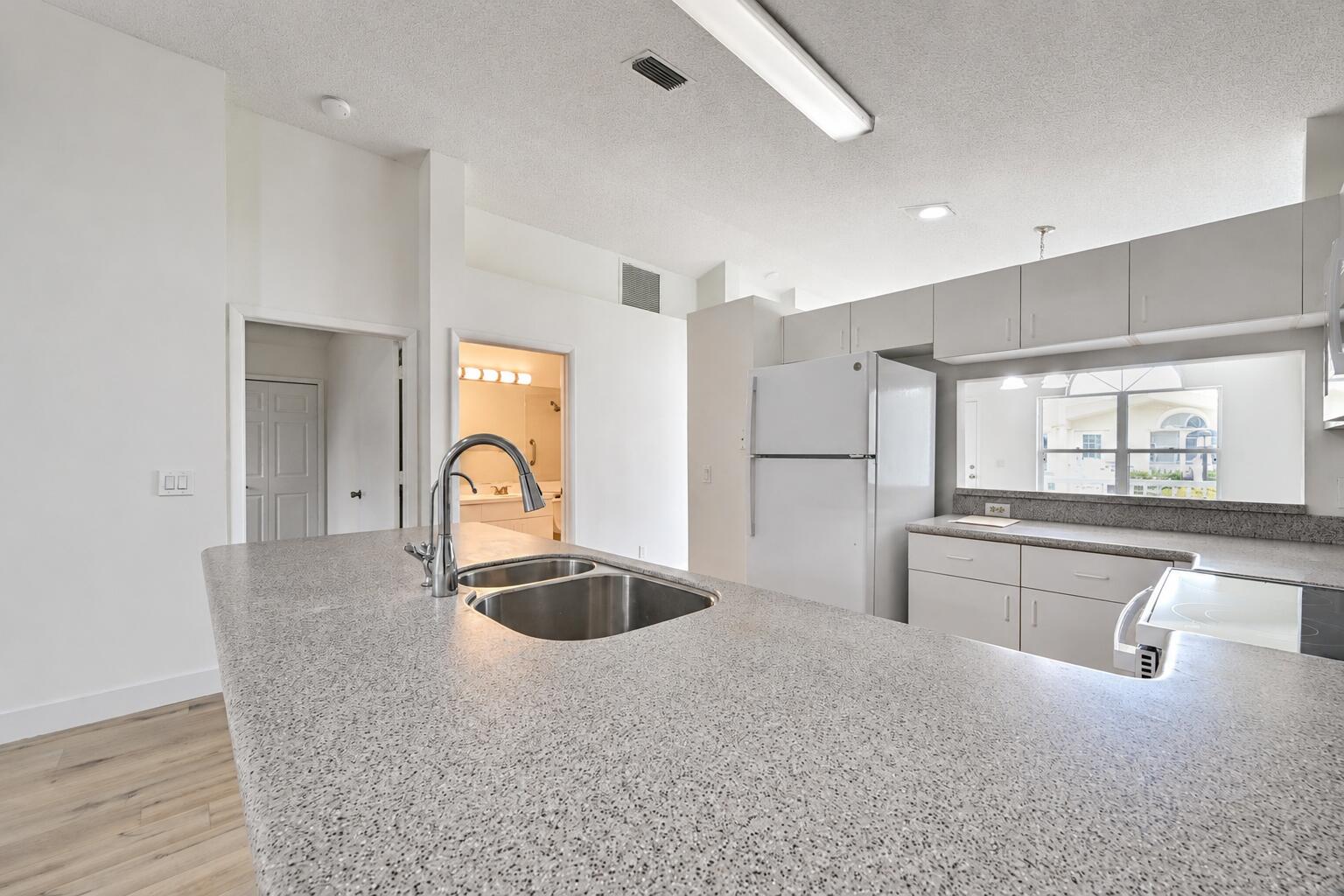 KINGS ISLE - Residential