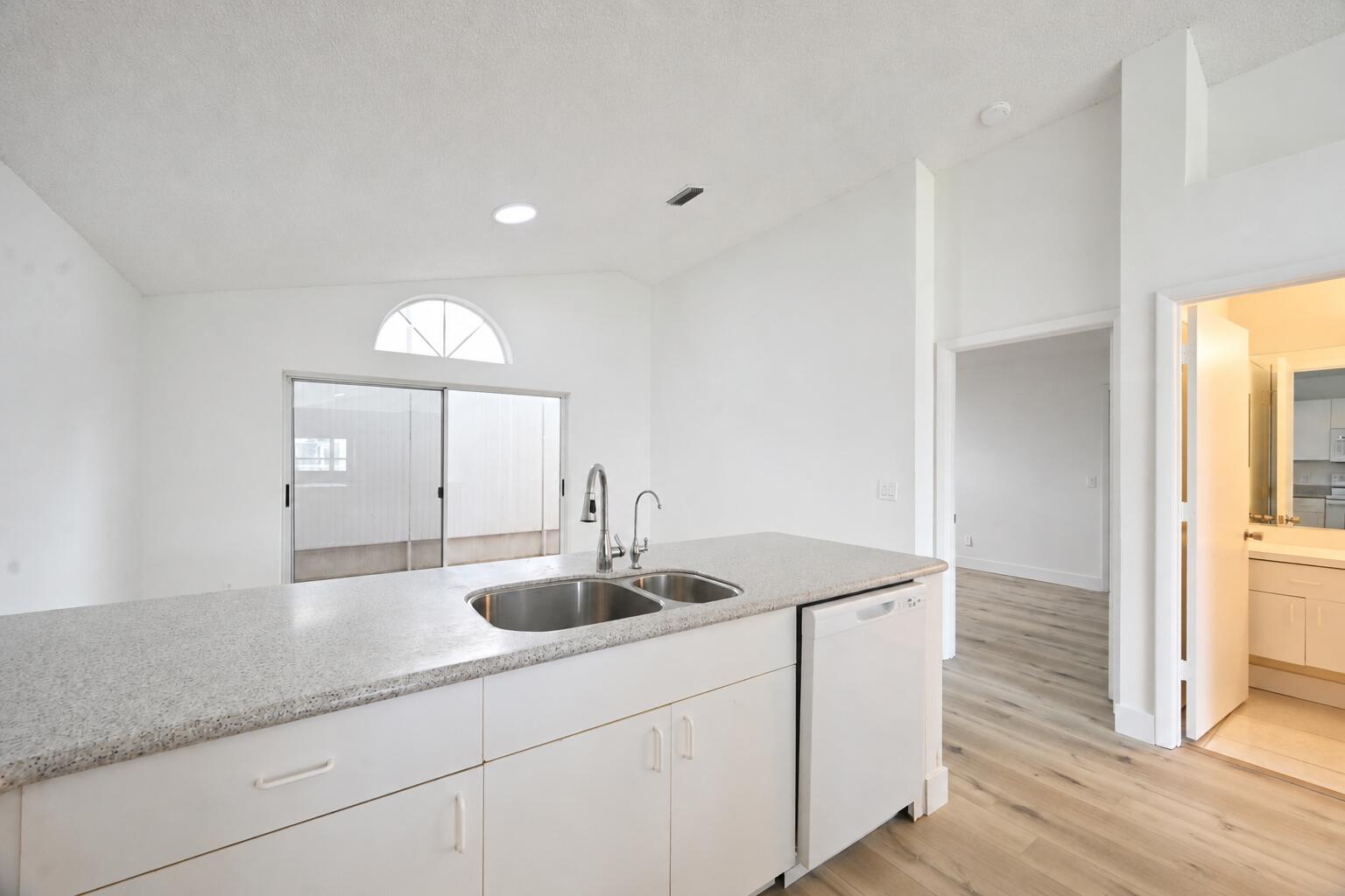 KINGS ISLE - Residential