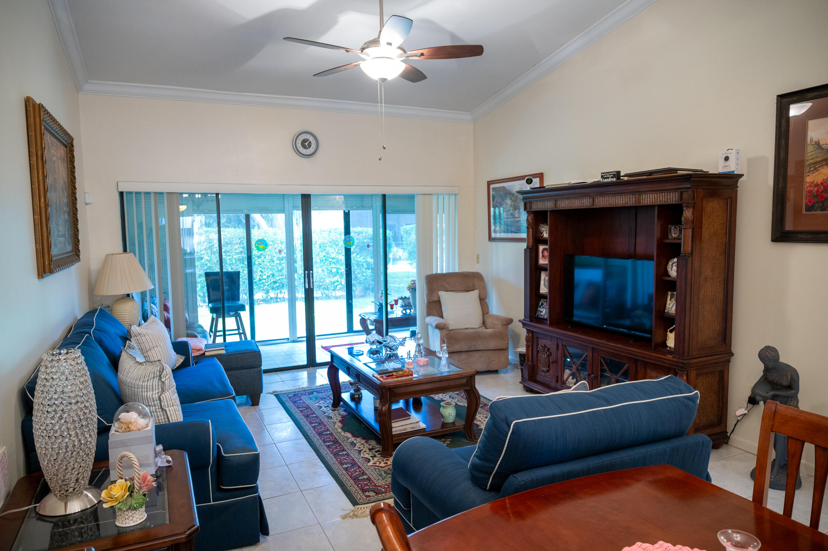 MEED RACQUET CLUB 4 - Residential