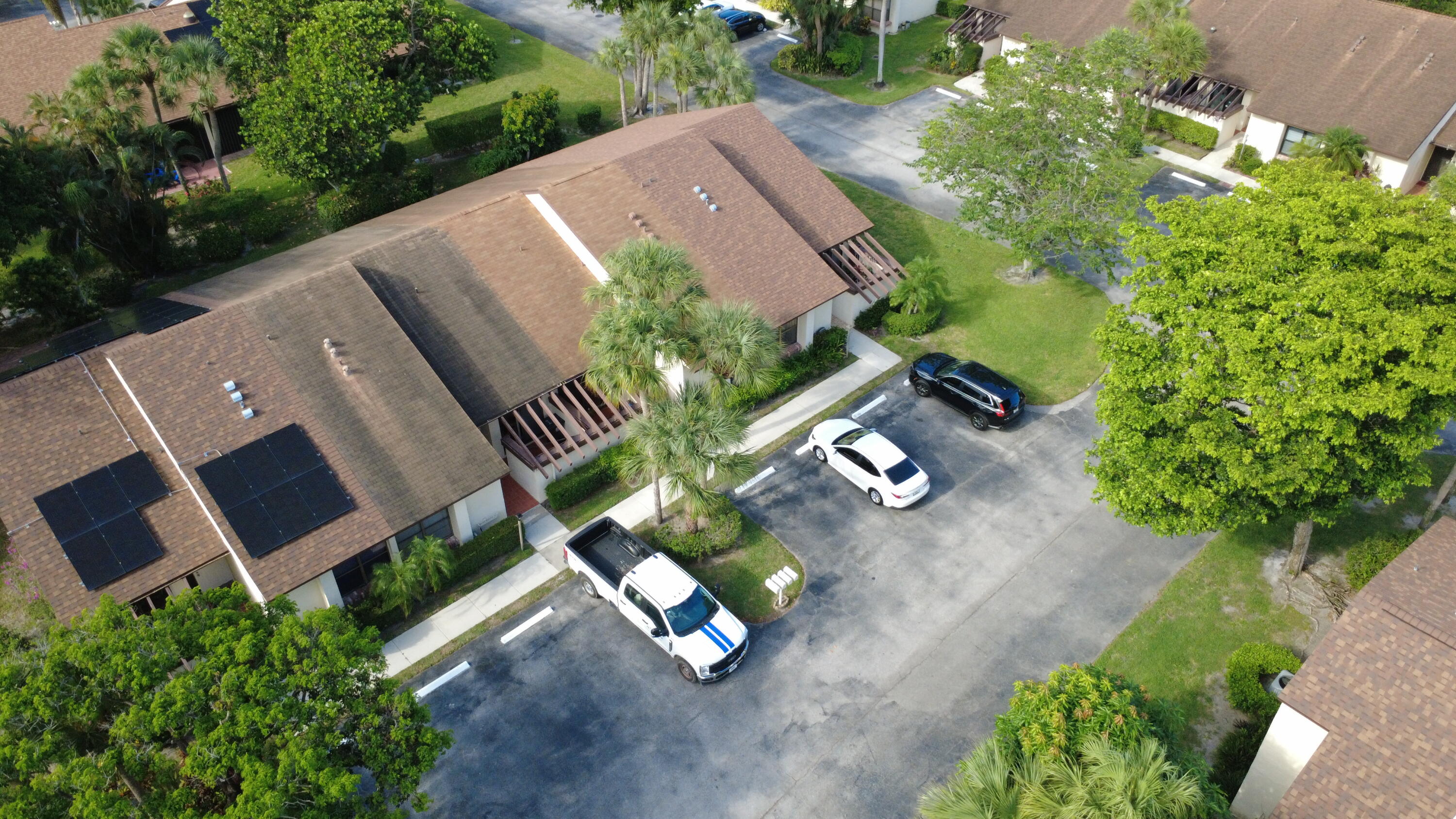 MEED RACQUET CLUB 4 - Residential