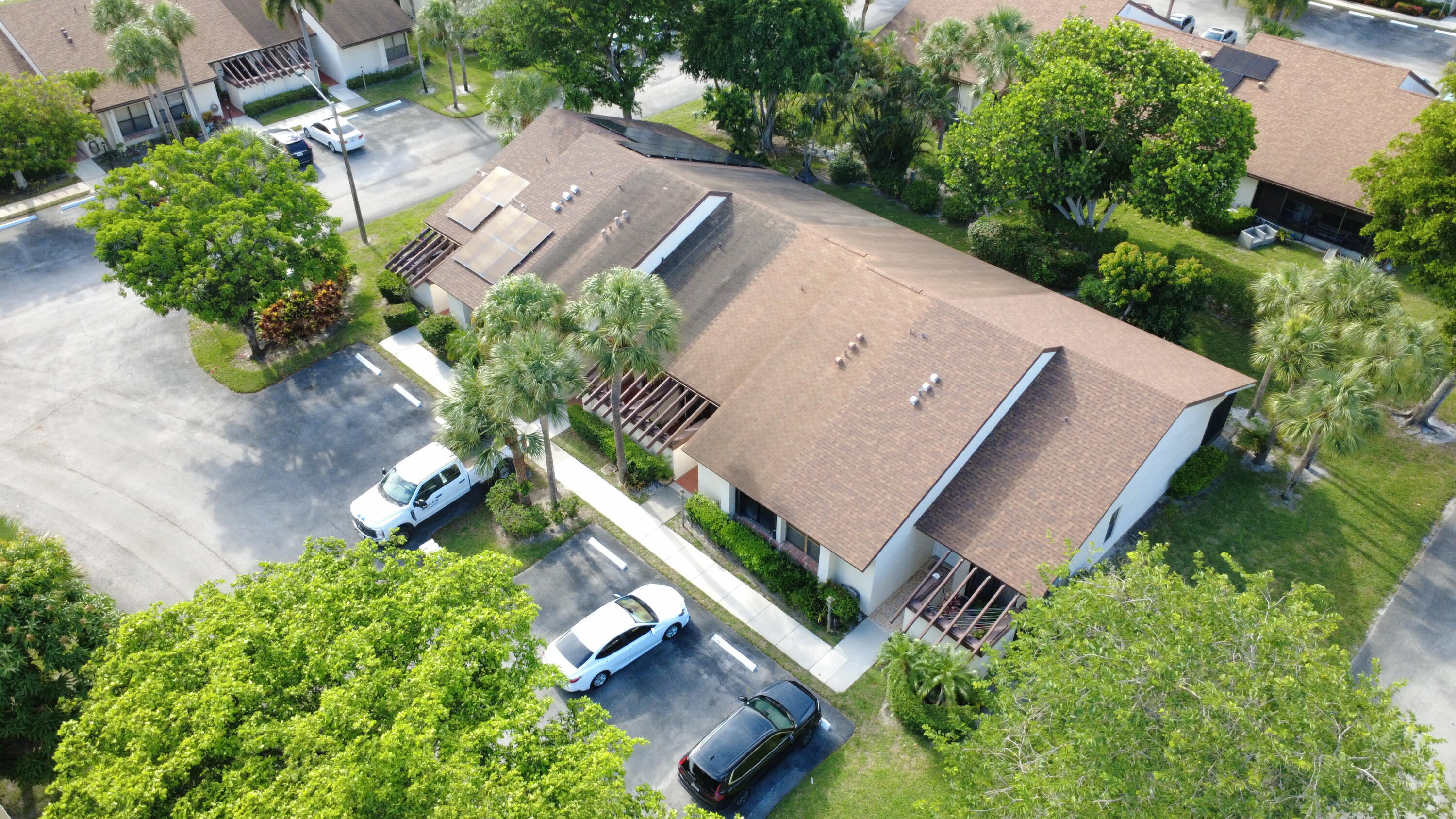 MEED RACQUET CLUB 4 - Residential