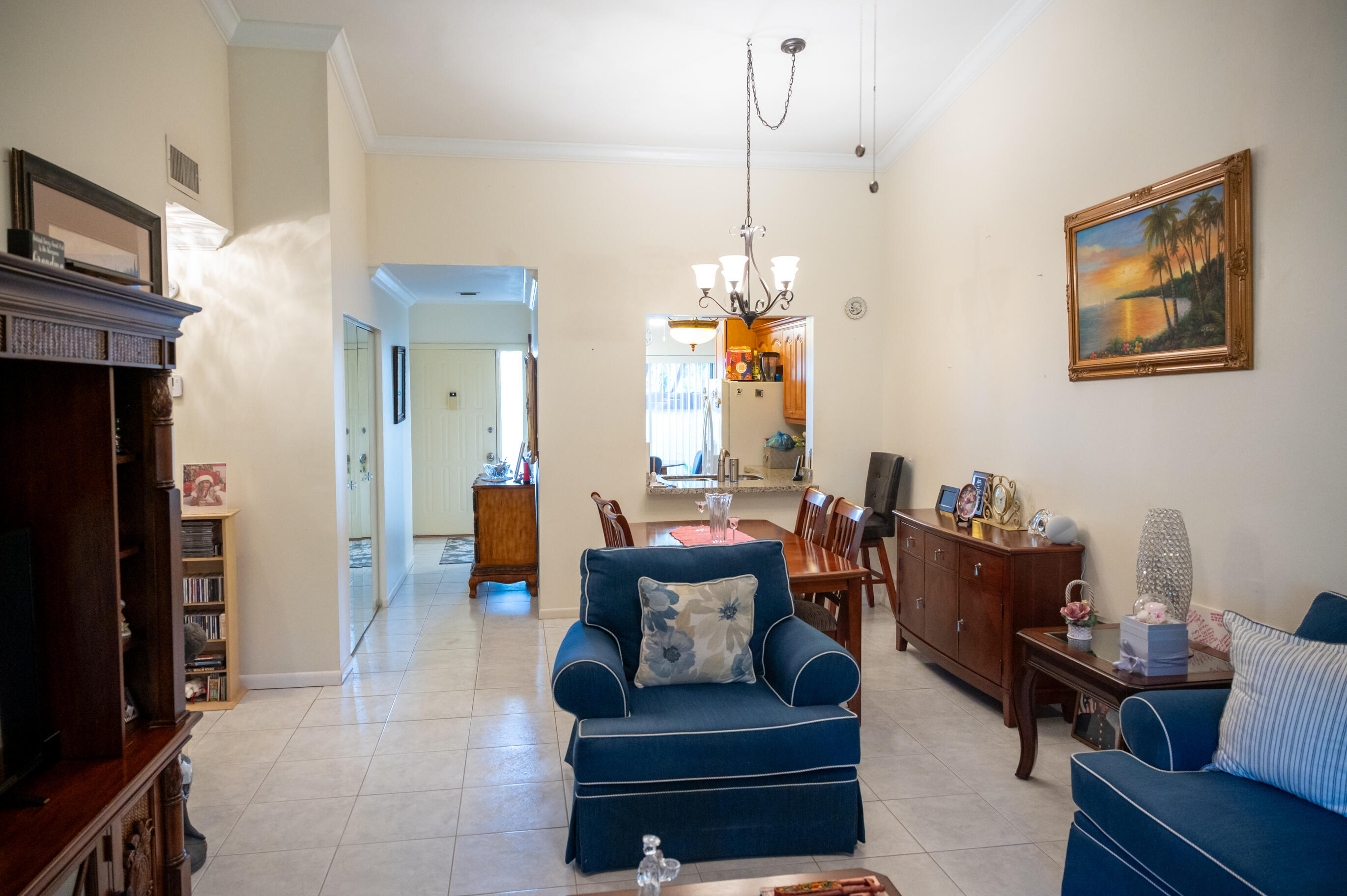 MEED RACQUET CLUB 4 - Residential