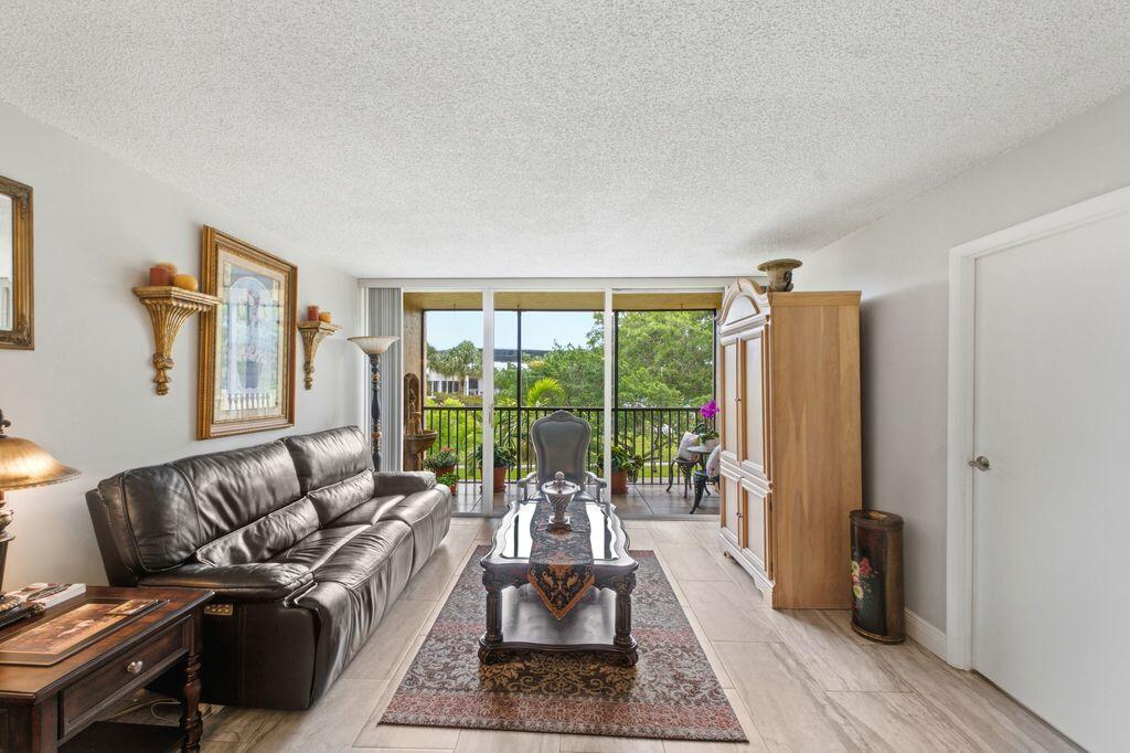 CONDOMINIUM 2 OF ENVIRON II - Residential