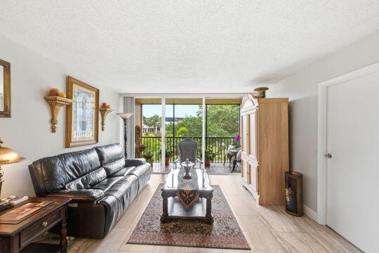 CONDOMINIUM 2 OF ENVIRON II - Residential