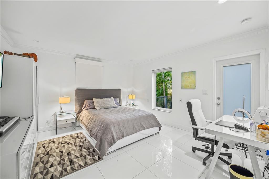 HARBOR BEACH - Residential